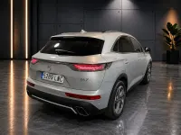 Usado DS Automobiles DS7 Crossback Rivoli 225 CV (165 kW) 2022 Gris / plata SUV