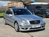 Usado Mercedes C320 Elegance 224 CV (164 kW) 2005 Gris / plata Berlina