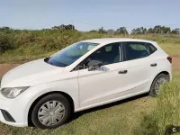 Usado Seat Ibiza Reference 95 CV (69 kW) 2018 Blanco Utilitario
