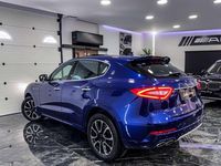 Usado Maserati Levante GranLusso 275 CV (202 kW) 2017 Azul SUV