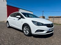 Usado Opel Astra Dynamic 136 CV (100 kW) 2018 Blanco Berlina