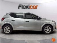 Usado Dacia Sandero Comfort 91 CV (66 kW) 2022 Gris / plata Berlina