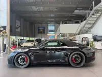 Nuevo Porsche 911 Carrera GTS 541 CV (397 kW) 2026 Negro Descapotable
