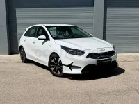 Usado Kia Ceed 100 CV (73 kW) 2025 Azul Utilitario