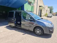 Usado Citroën Berlingo Live 102 CV (75 kW) 2018 Gris Monovolumen
