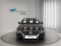 Usado VW Passat Highline 140 CV (102 kW) 2010 Negro metalizado Familiar