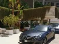 Usado Mercedes E200 Avantgarde 136 CV (100 kW) 2016 Gris / plata Berlina