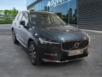 Käytetty Volvo XC60 Inscription 197 HP (144 kW) 2022 Sininen Katumaasturi