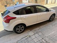 Usado Ford Focus Trend+ 125 CV (91 kW) 2015 Blanco Utilitario