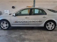 Usado Renault Laguna II Privilege 150 CV (110 kW) 2004 Gris / plata Berlina