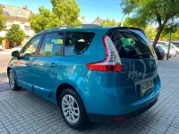 Usado Renault Grand Scénic Bose Edition 130 CV (95 kW) 2015 Azul Monovolumen