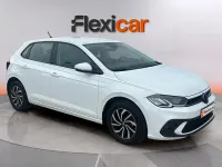 Usado VW Polo Life 95 CV (69 kW) 2022 Negro Utilitario