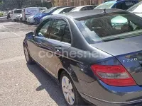Usado Mercedes C220 Avantgarde 170 CV (125 kW) 2010 Gris / plata Berlina