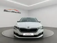 Usado Skoda Scala Ambition 110 CV (80 kW) 2024 Blanco Utilitario