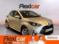 Usado Toyota Yaris Hybrid Business Edition 116 CV (85 kW) 2021 Gris Utilitario