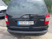 Usado Opel Zafira Elegance 100 CV (73 kW) 2005 Negro Monovolumen
