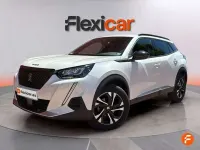 Usado Peugeot 2008 Allure 131 CV (96 kW) 2023 Blanco SUV