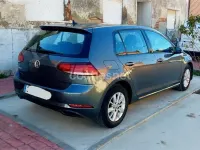 Usado VW Golf VII Edition 115 CV (84 kW) 2019 Gris / plata Berlina
