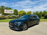 Usado Mercedes E220 194 CV (142 kW) 2022 Gris / plata Familiar
