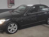 Usado Mercedes C200 136 CV (100 kW) 2010 Negro Familiar