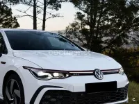 Usado VW Golf VIII GTI 245 CV (180 kW) 2021 Blanco Berlina