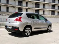 Usado Peugeot 3008 Premium 120 CV (88 kW) 2011 Blanco Familiar