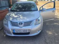 Usado Toyota Avensis Executive 150 CV (110 kW) 2011 Gris / plata Berlina