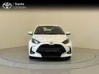 Usado Toyota Yaris Hybrid Active 116 CV (85 kW) 2025 Blanco Berlina