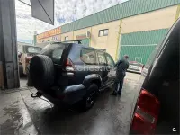 Usado Toyota Land Cruiser 163 CV (119 kW) 2003 Gris / plata SUV