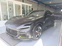 Usado Ferrari Purosangue 725 CV (533 kW) 2024 Negro SUV