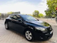 Usado Renault Mégane Dynamique 110 CV (80 kW) 2012 Negro Berlina