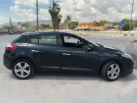 Usado Renault Mégane Dynamique 106 CV (77 kW) 2010 Negro Utilitario