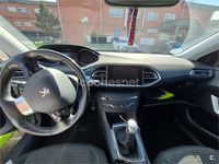 Usado Peugeot 308 SW Style 130 CV (95 kW) 2017 Gris / plata Familiar
