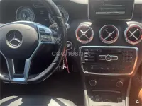 Usado Mercedes A250 AMG line 211 CV (155 kW) 2015 Gris / plata Utilitario
