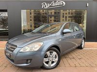 Usado Kia Ceed 90 CV (66 kW) 2007 Azul Utilitario