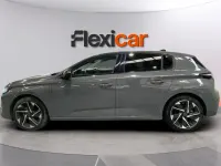 Usado Peugeot 308 Allure 131 CV (96 kW) 2024 Gris Utilitario