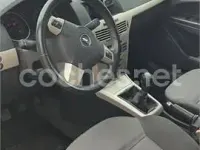 Usado Opel Astra GTC Enjoy 105 CV (77 kW) 2008 Gris / plata Berlina