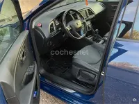 Usado Seat Leon CONNECT 150 CV (110 kW) 2016 Azul Familiar