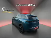 Używany Peugeot 5008 Allure 145 KM (106 kW) 2025 Zielony SUV