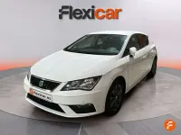 Usado Seat Leon ST Style 131 CV (96 kW) 2019 Blanco Familiar