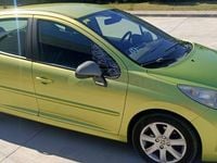 Usado Peugeot 207 110 CV (80 kW) 2007 Verde Berlina