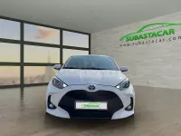 Usado Toyota Yaris Hybrid Business Edition 116 CV (85 kW) 2022 Blanco Berlina