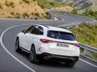 Nuevo Mercedes GLC300e 333 CV (244 kW) 2026 Negro SUV