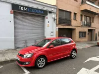 Usado VW Polo Advance 90 CV (66 kW) 2013 Rojo Utilitario