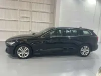 Usado Volvo V60 Momentum 150 CV (110 kW) 2020 Negro Familiar