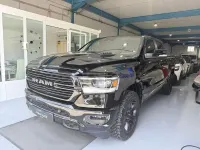 Usado RAM 1500 401 CV (294 kW) 2023 Negro Pickup/Camioneta