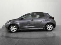 Nuevo Toyota Yaris Hybrid Active 116 CV (85 kW) 2025 Gris