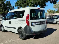 Usado Opel Combo Excellence 105 CV (77 kW) 2015 Blanco Monovolumen