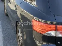 Usado Toyota Avensis Advance 147 CV (108 kW) 2012 Negro Familiar