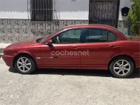 Usado Jaguar X-type Classic 130 CV (95 kW) 2006 Rojo Berlina